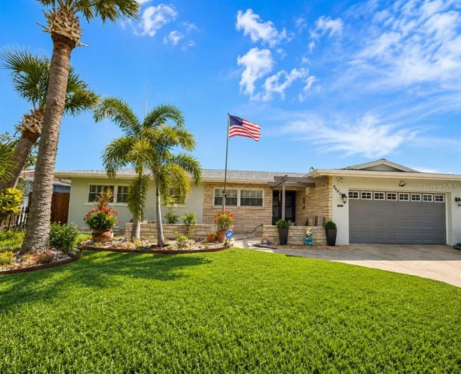 Photo of 8408 BOULDER PLACE