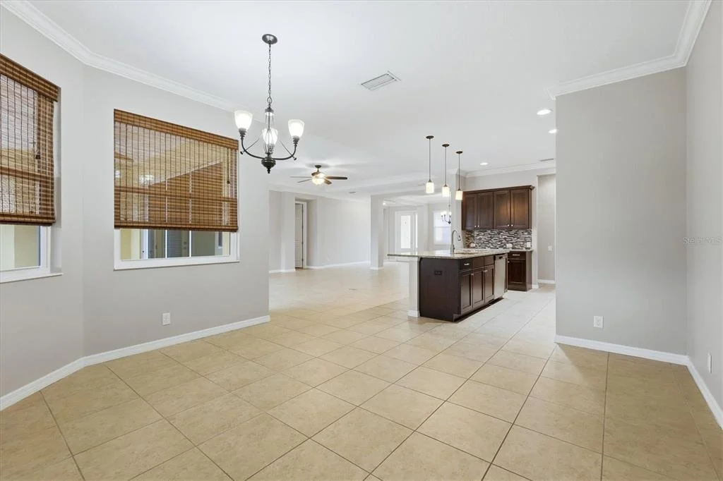 Photo of 640 HONEYFLOWER LOOP