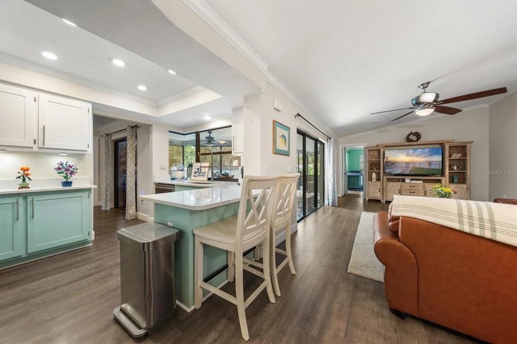Photo of 521 MERAVAN DRIVE