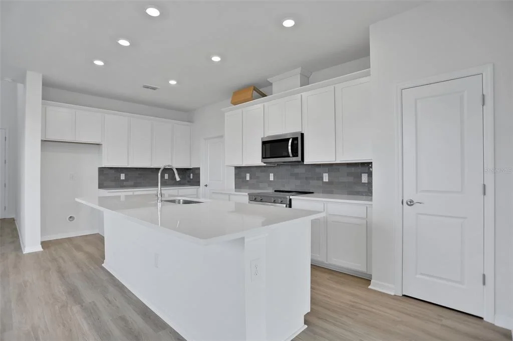 Photo of 7839 GLEN LILY PLACE