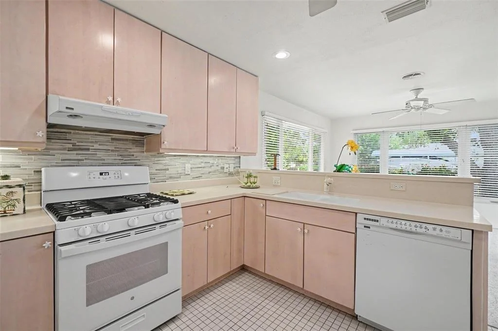 Photo of 528 RALPH STREET