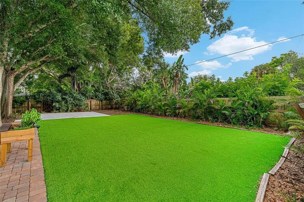 Photo of 2410 VALENCIA DRIVE