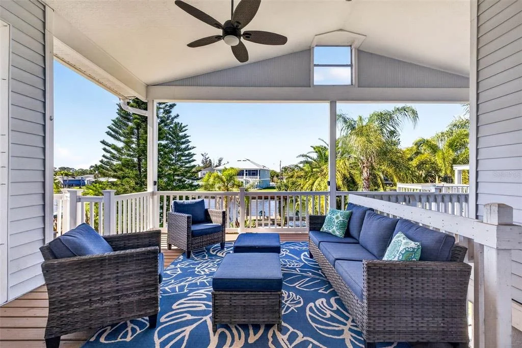 Photo of 821 BLUE HERON BOULEVARD
