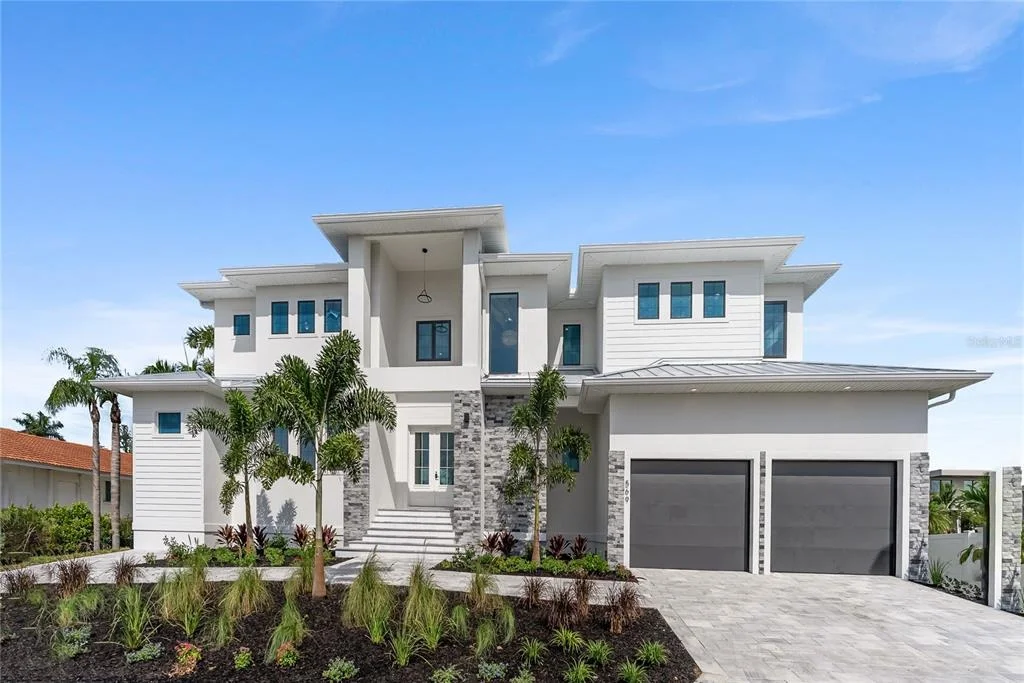 Photo of 569 BAYVIEW DRIVE