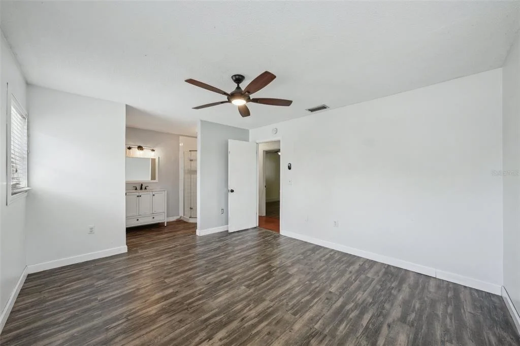 Photo of 503 HOLT CIRCLE