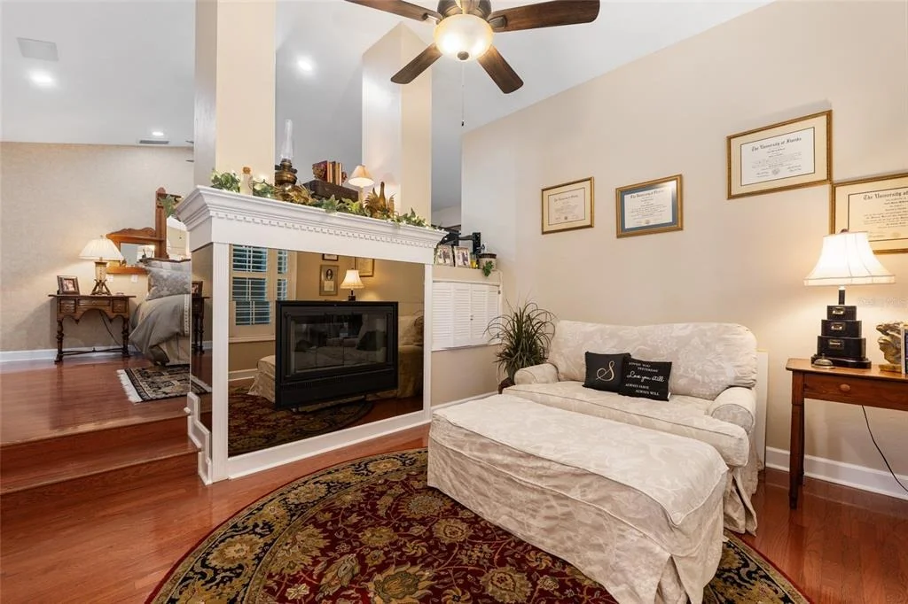 Photo of 2512 NW 58TH BOULEVARD