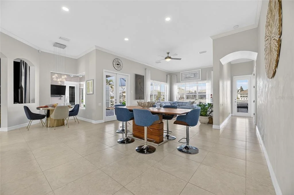 Photo of 719 ISLEBAY DRIVE