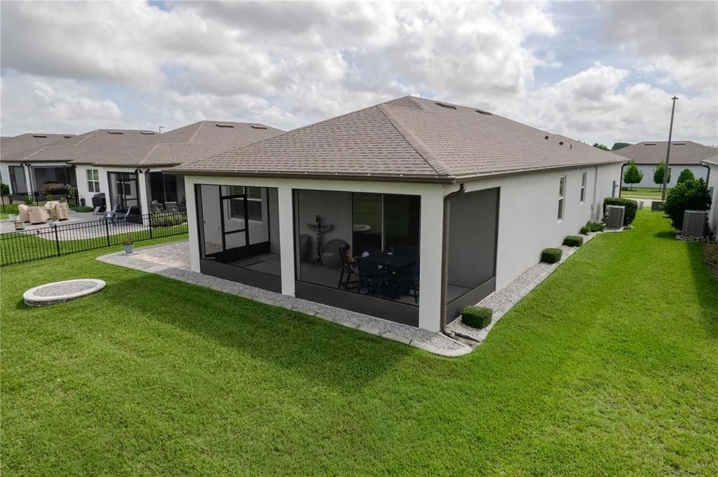 Photo of 9435 SW 52ND LOOP
