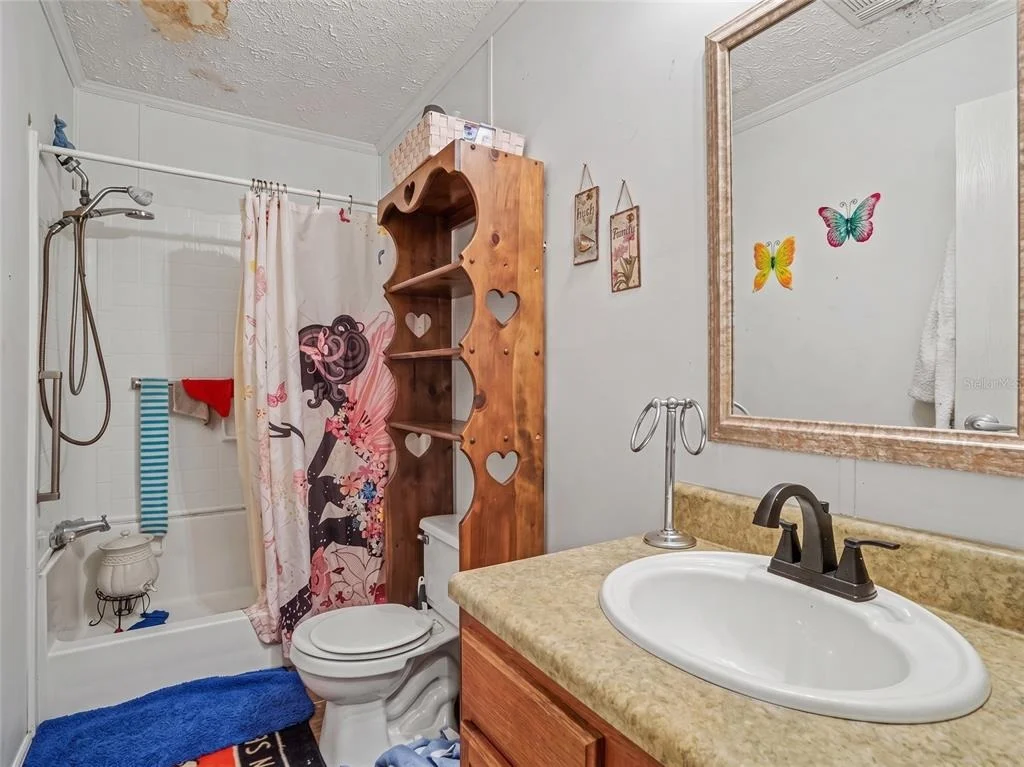 Photo of 11121 LITHIA PINECREST ROAD