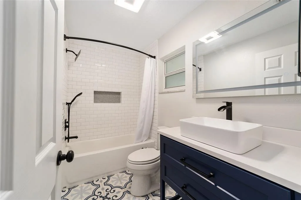 Photo of 825 SE 13TH STREET