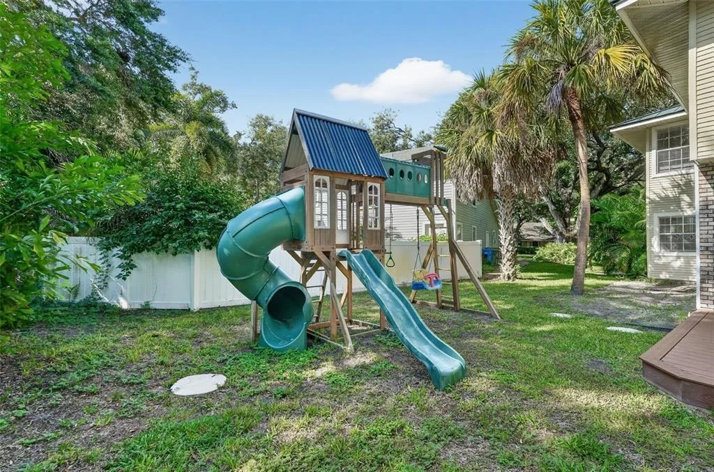 Photo of 6812 ARBOR OAKS DRIVE