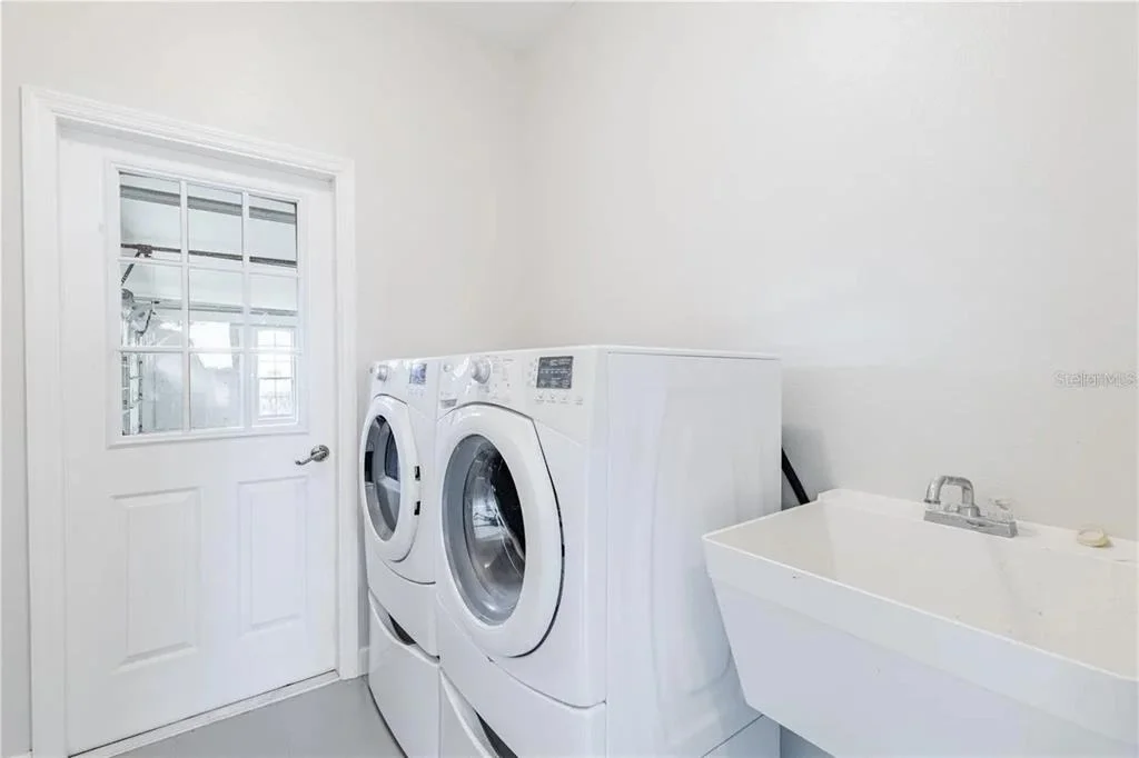 Photo of 3804 BAYSHORE CIRCLE