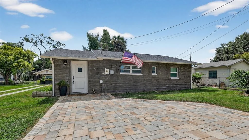 Photo of 5411 TEAL DRIVE