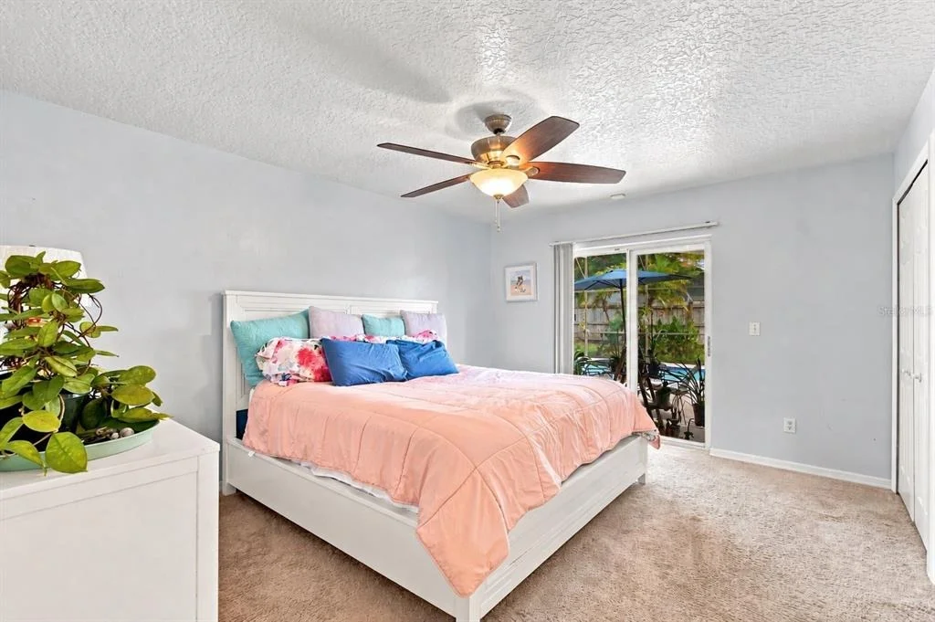 Photo of 1009 SPRING LOOP WAY