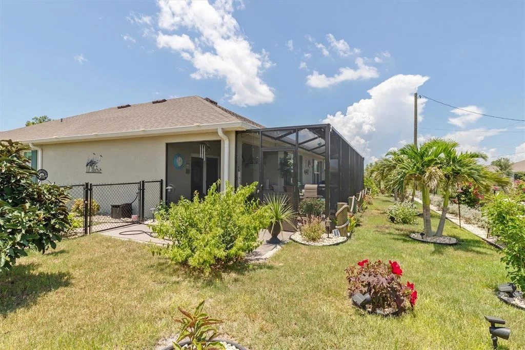 Photo of 25266 ESTRADA CIRCLE