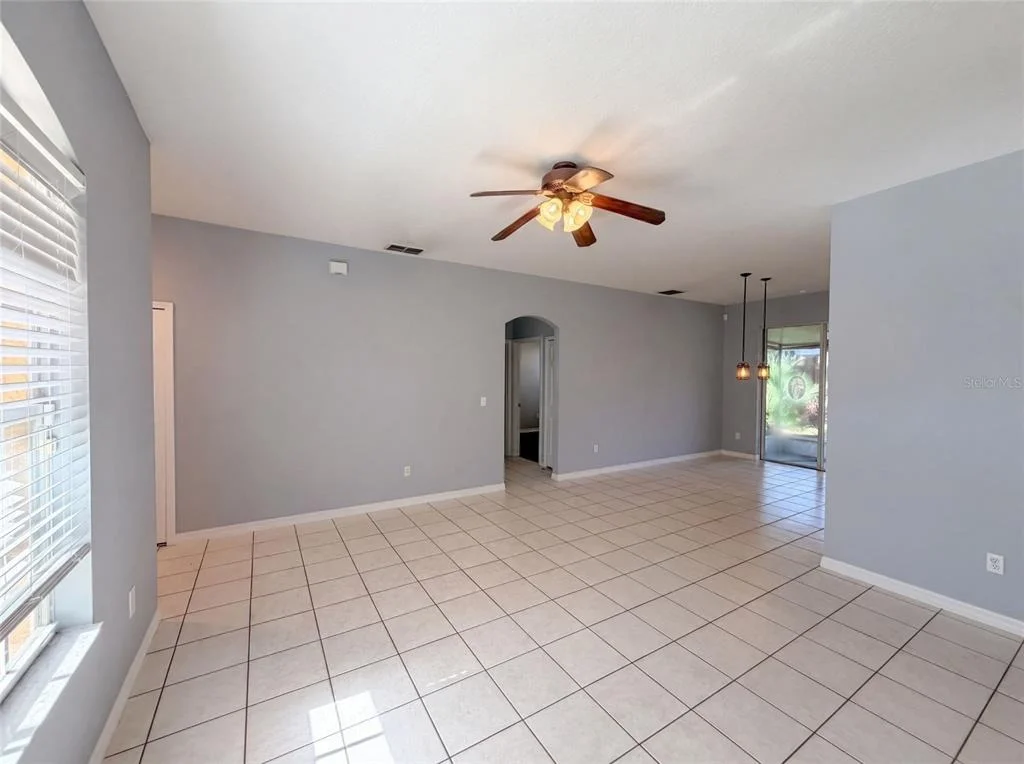 Photo of 826 HILLY BEND DRIVE