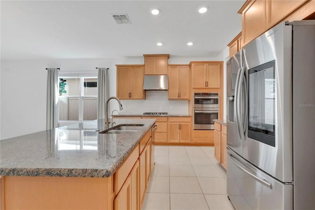 Photo of 961 LAKESIDE ESTATES DRIVE