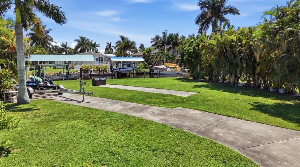 Photo of 721 CORAL DRIVE