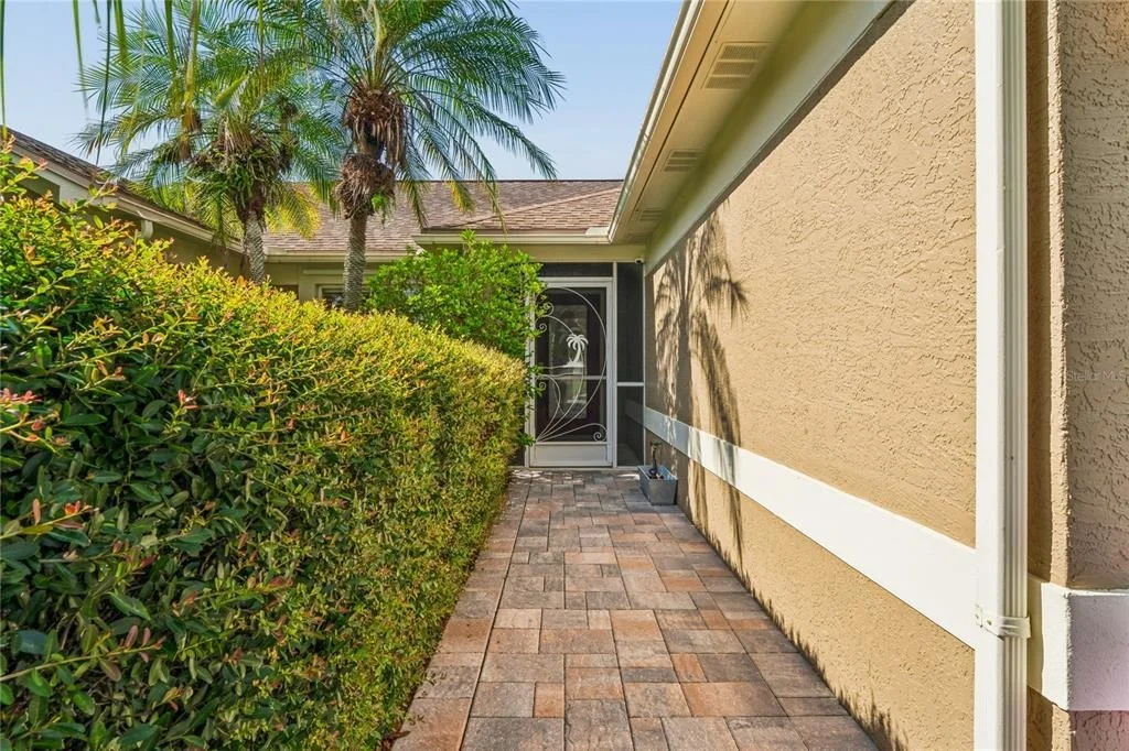 Photo of 2966 SUMNER WAY
