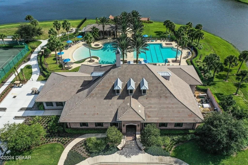 Photo of 823 CREEKWOOD DRIVE