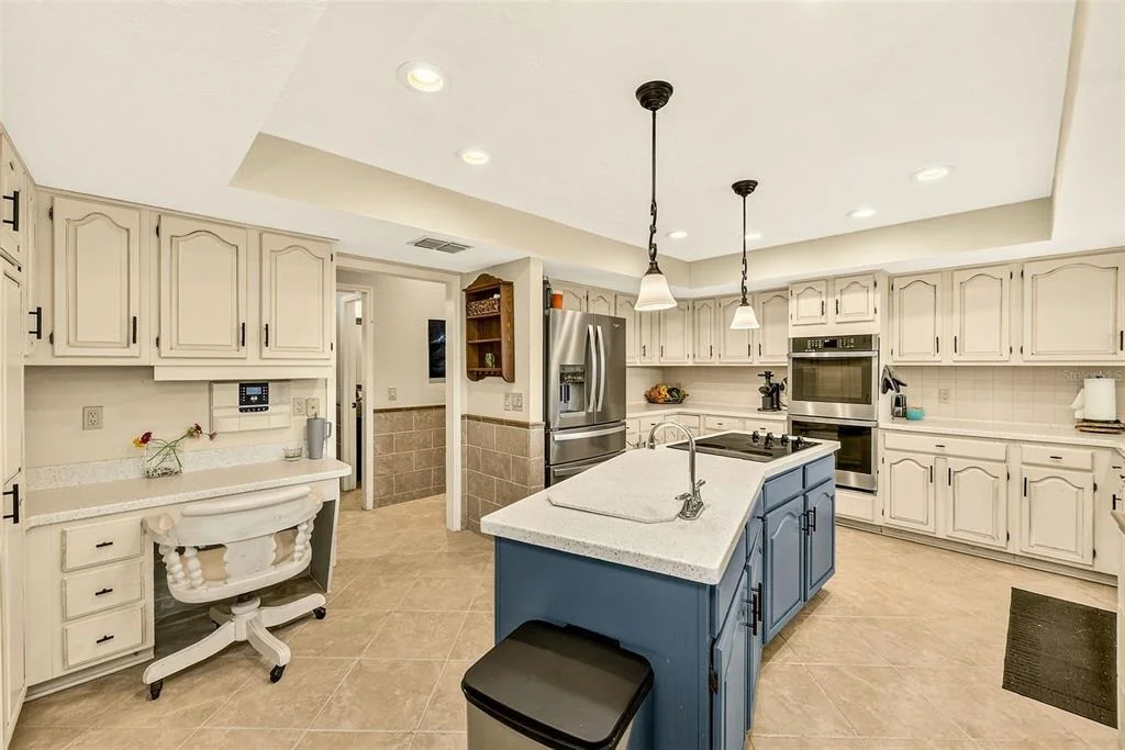 Photo of 807 CENTERBROOK DRIVE