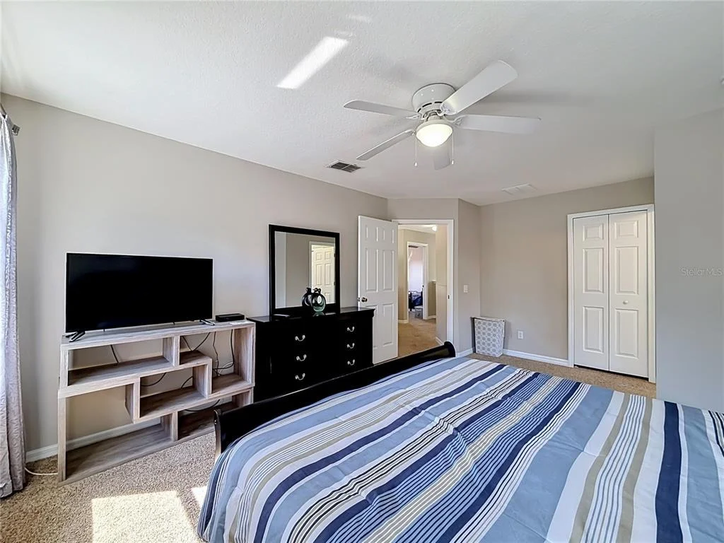 Photo of 135 ROBIN ROAD