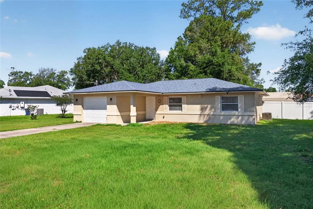 Photo of 44 REDWOOD ROAD
