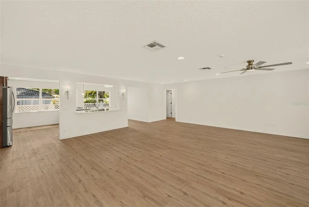 Photo of 833 TALLOWOOD DRIVE