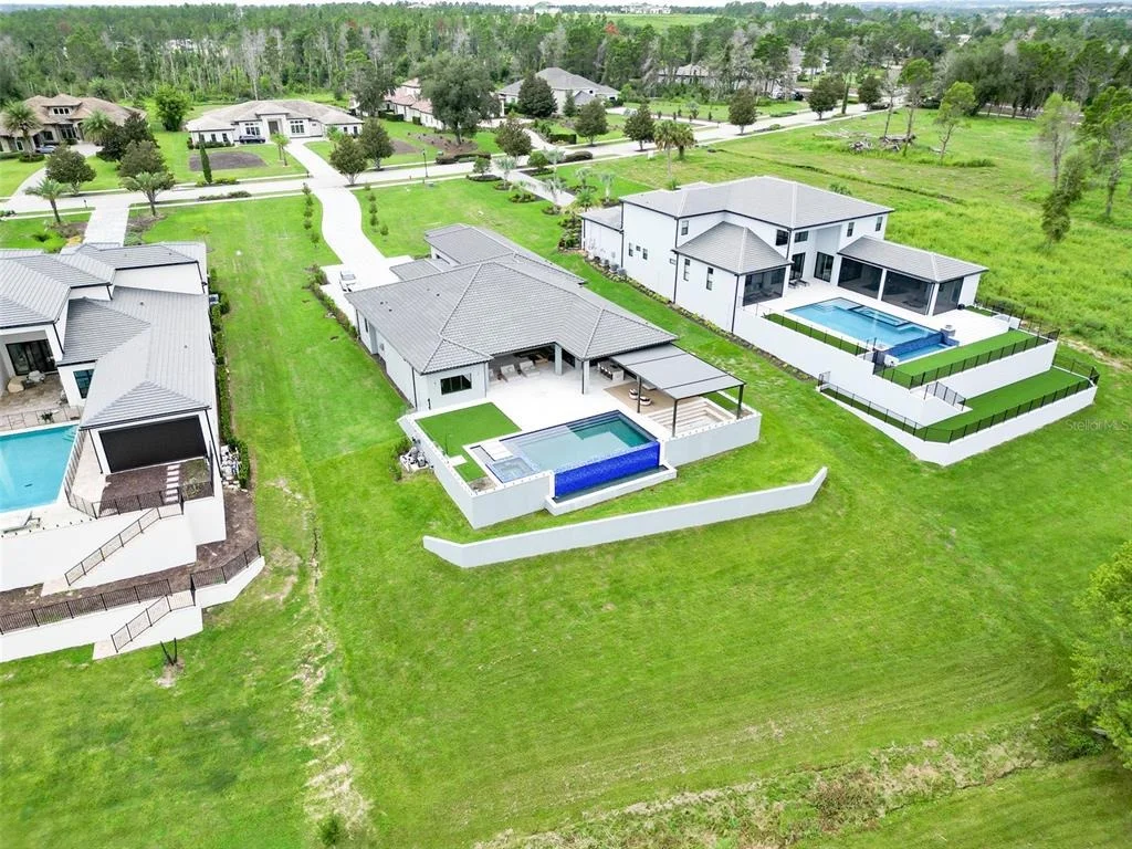 Photo of 15125 PENDIO DRIVE