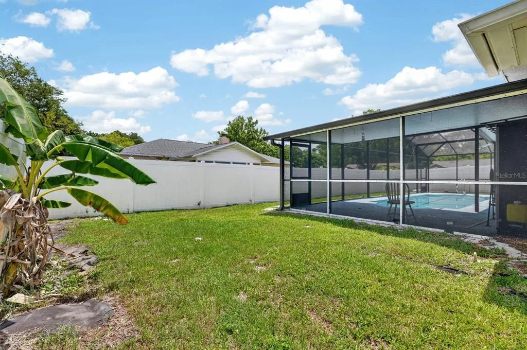 Photo of 20 LAKE MEADOW WAY