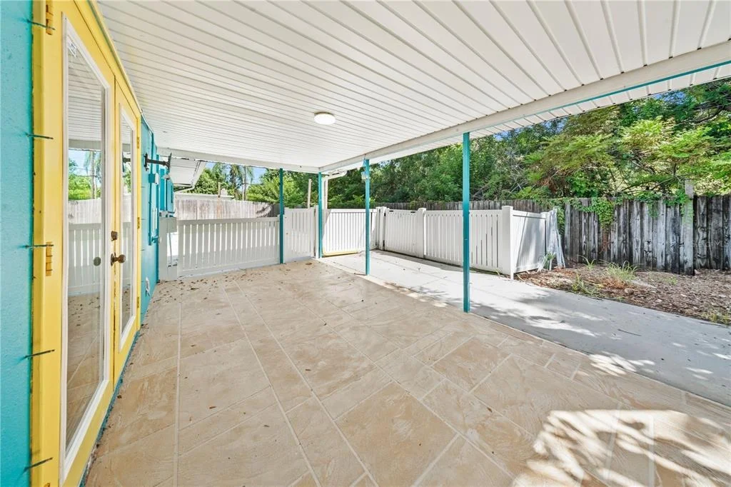 Photo of 986 LEXINGTON DRIVE