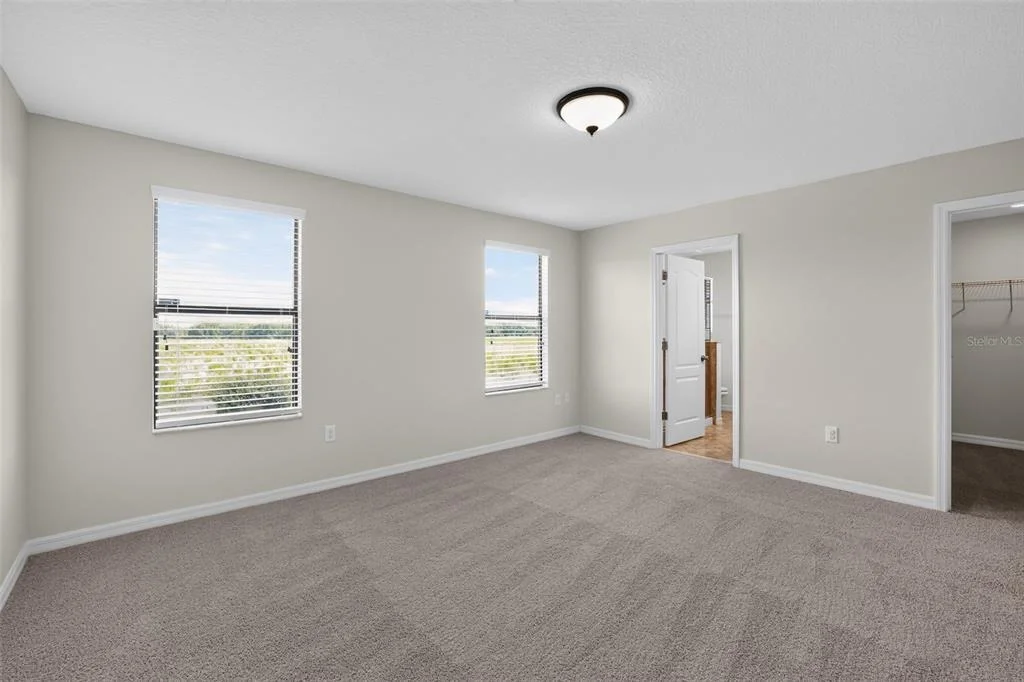 Photo of 10105 NEWMINSTER LOOP