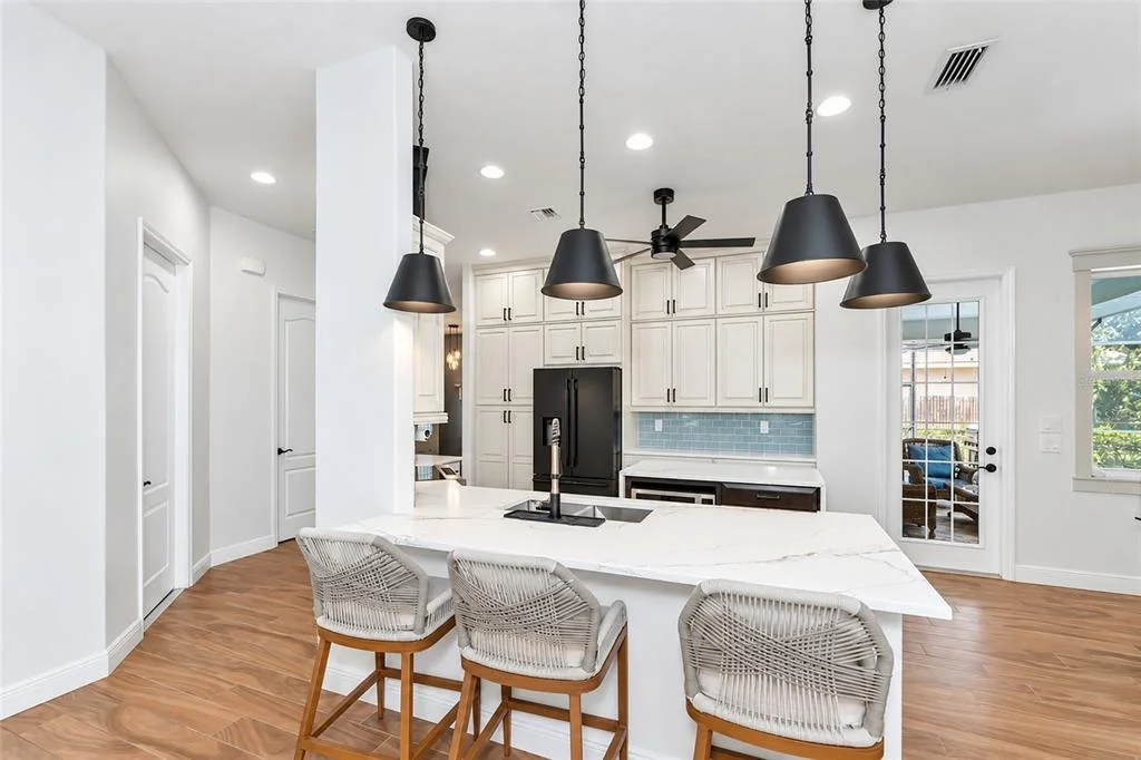 Photo of 1417 LANDVIEW LANE
