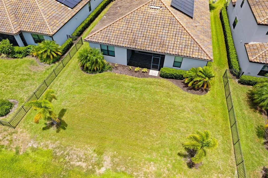 Photo of 17927 POLO TRAIL