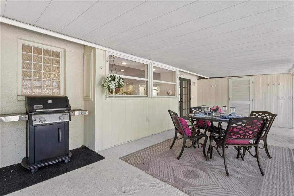 Photo of 5868 DENISON DRIVE