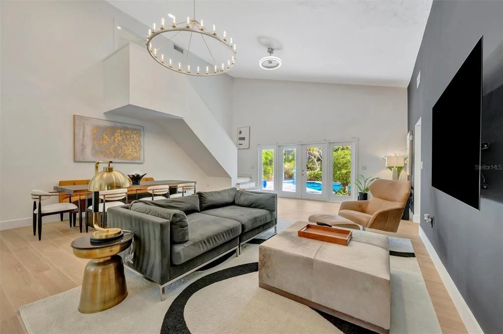 Photo of 403 LONGBOW TRAIL