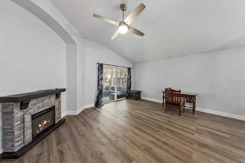 Photo of 1365 SHOOTINGSTAR LANE
