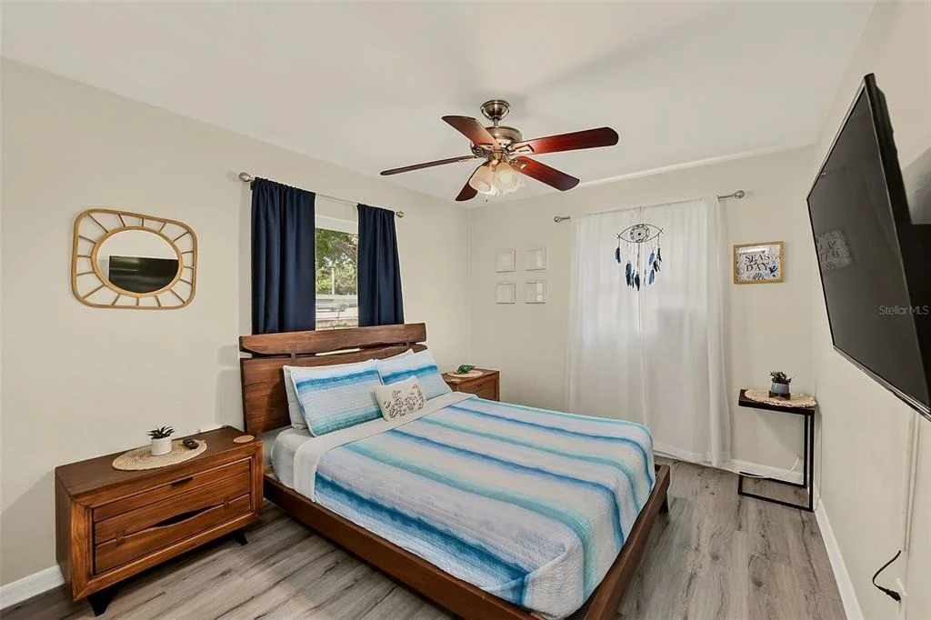 Photo of 10664 STARKEY ROAD