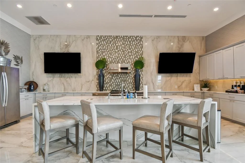 Photo of 4952 SURFSIDE CIRCLE