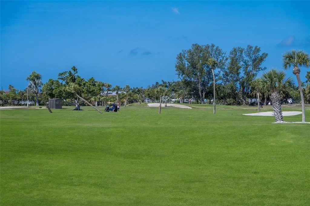 Photo of 633 KEY ROYALE DRIVE
