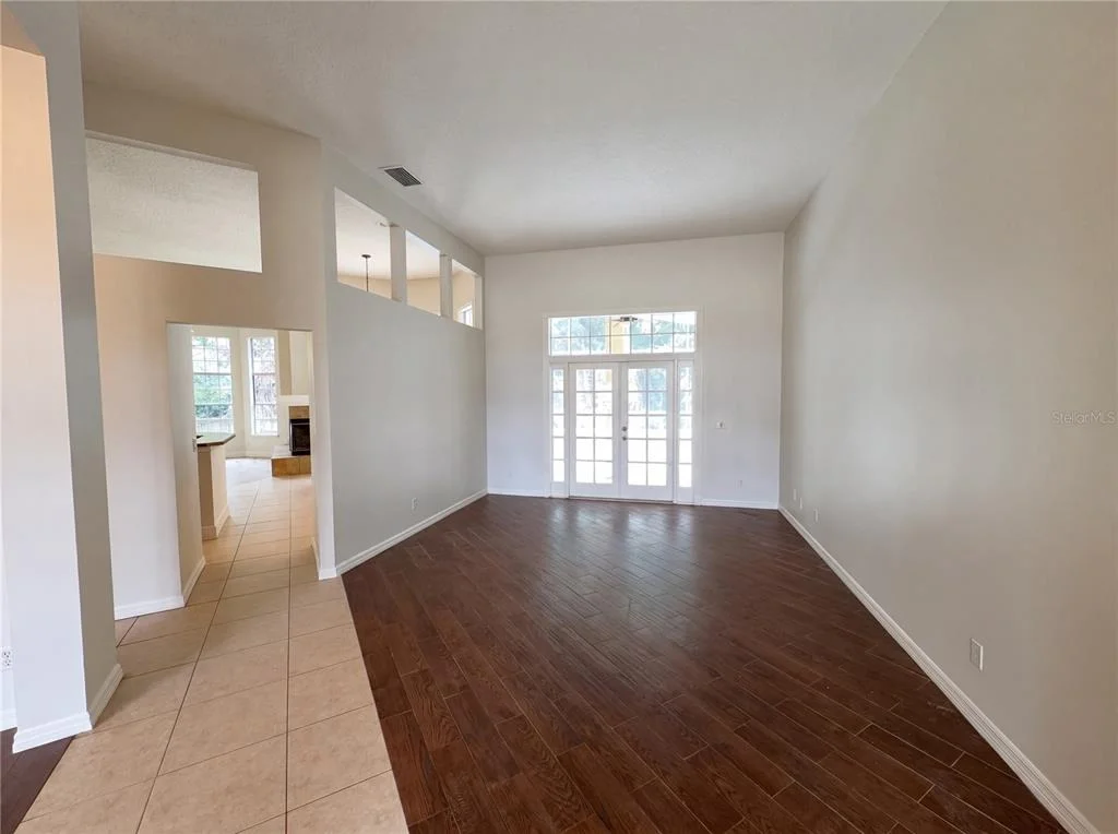 Photo of 680 MACGLENROSS DRIVE