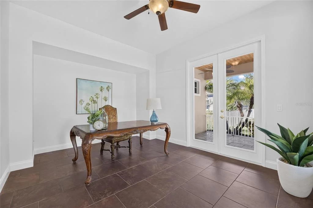 Photo of 824 ISLEBAY DRIVE