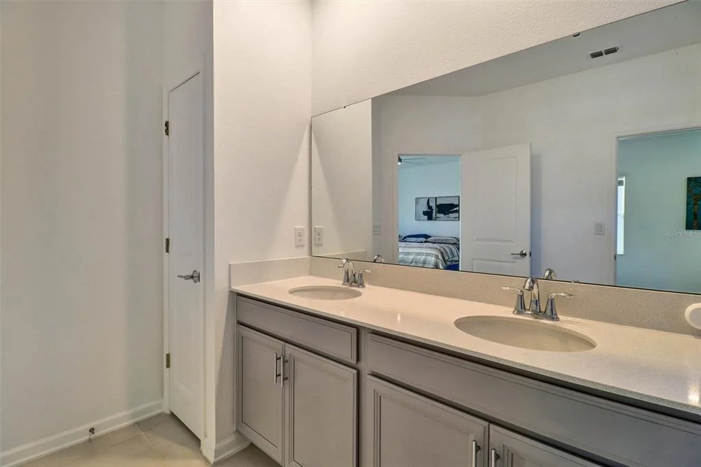 Photo of 6352 SPRUCEPINE LANE
