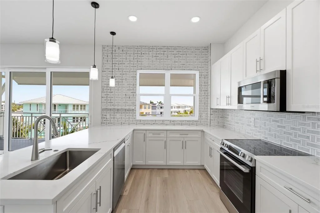 Photo of Unit 302 at 13655 GULF BOULEVARD