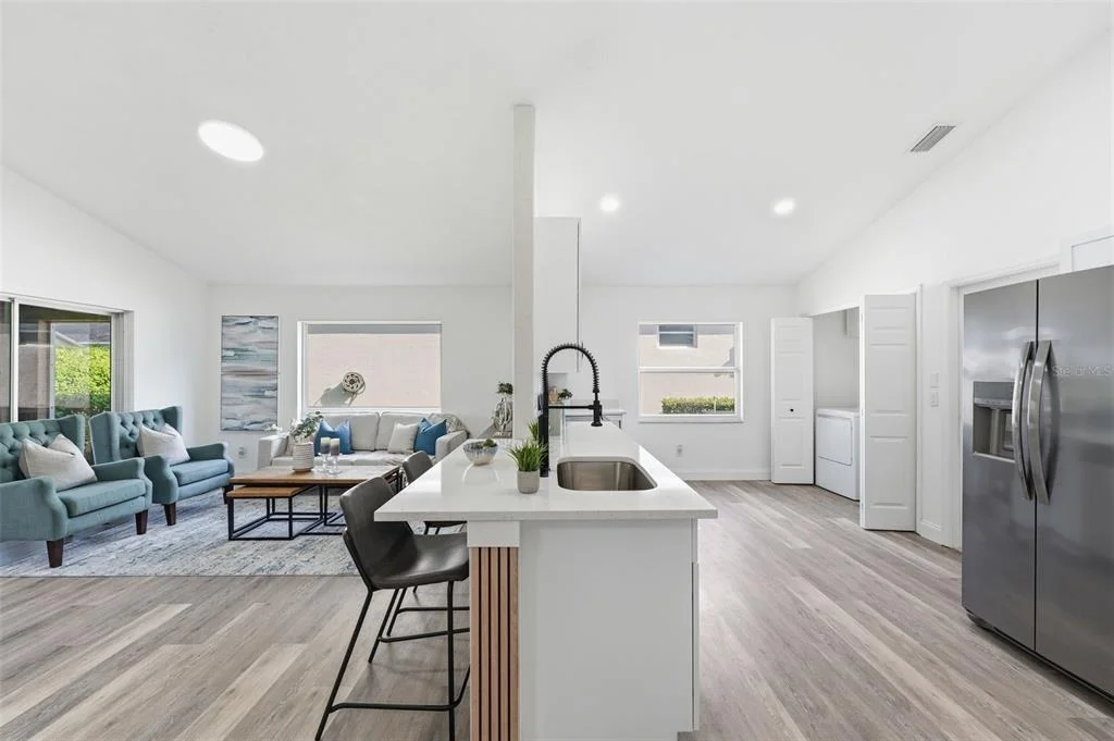 Photo of 3656 EVERSHOLT STREET