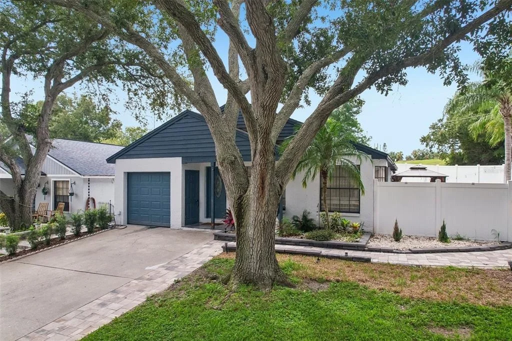 Photo of 3376 SHORNCLIFFE LANE