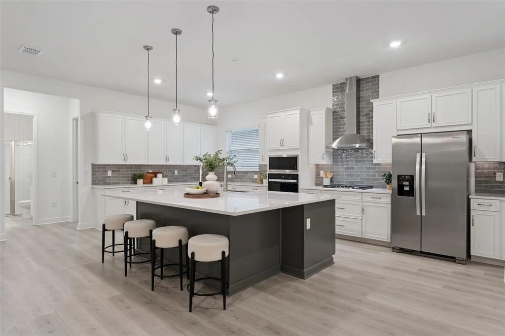 Photo of 14371 CREST PALM AVENUE