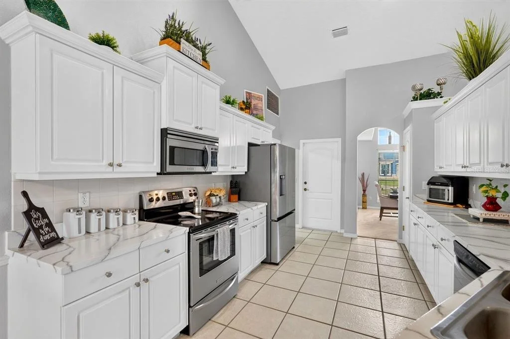 Photo of 971 LEYBURN DRIVE