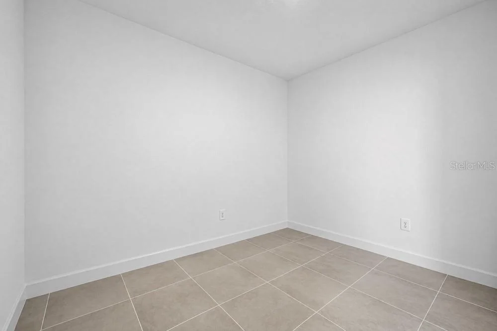 Photo of 11275 SILVER TRUMPET LOOP