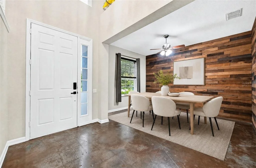 Photo of 1135 TOLUKE POINT